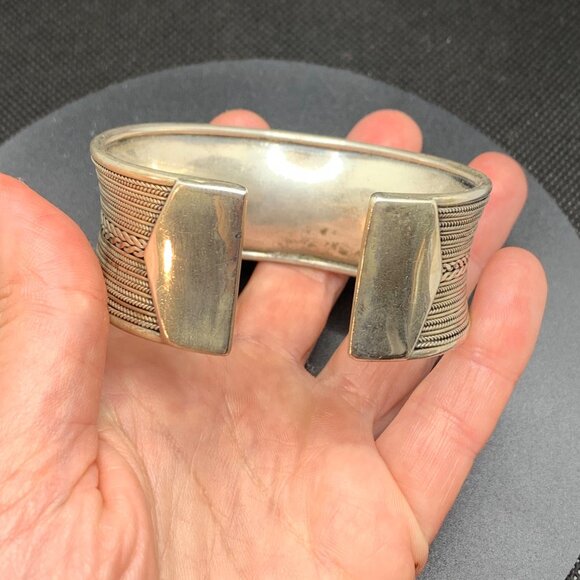VTG Sterling Silver 925 Textured Twist Rope Design Cuff Bracelet Size 1.25" Wide - Picture 11 of 15